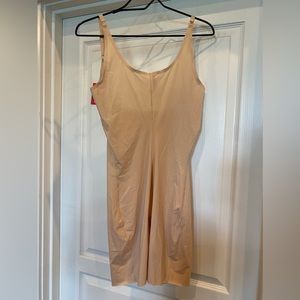 NWT Spanx shapewear nude